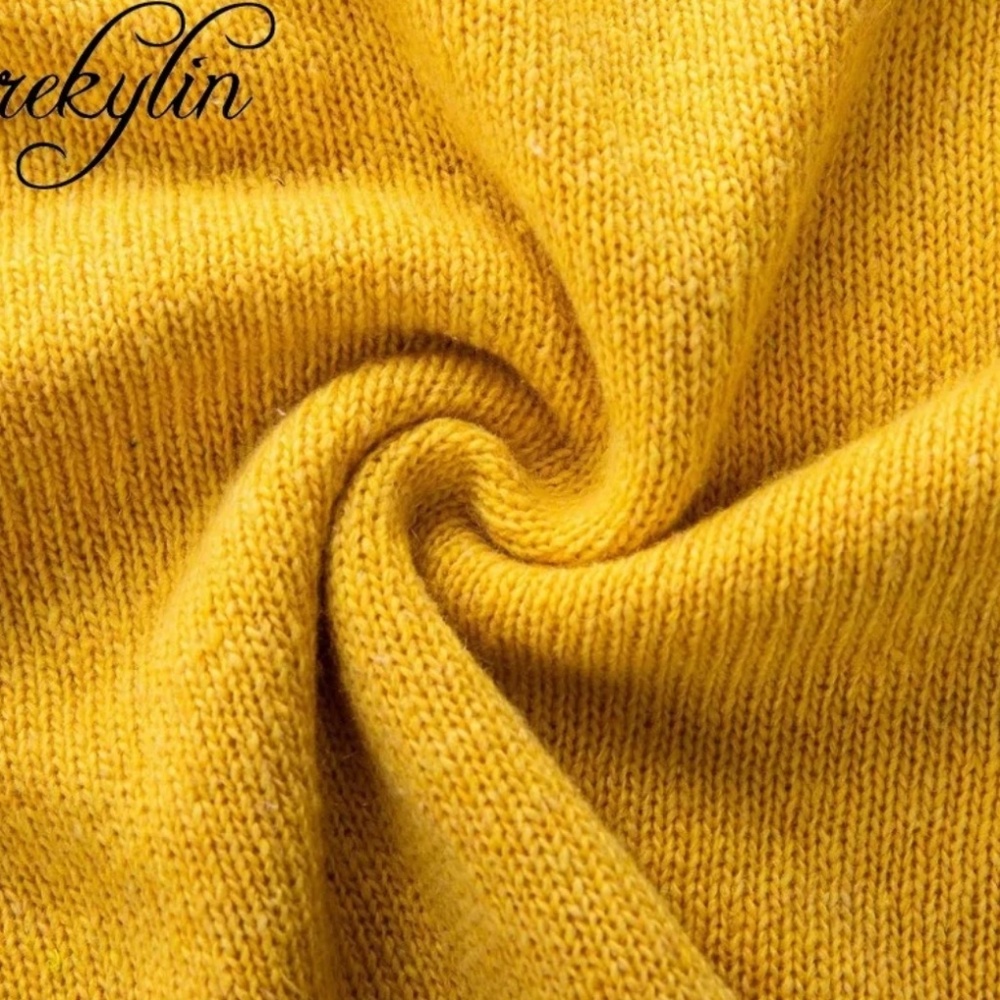 Soft V-neck Oversized Loose Fitting Knit Sweater - Picture 7 of 8